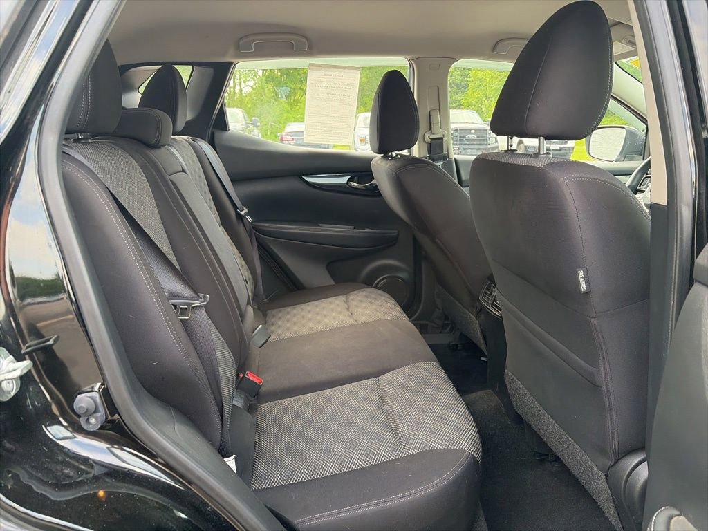 Used 2019 Nissan Rogue Sport SV AWD/4WD image 27