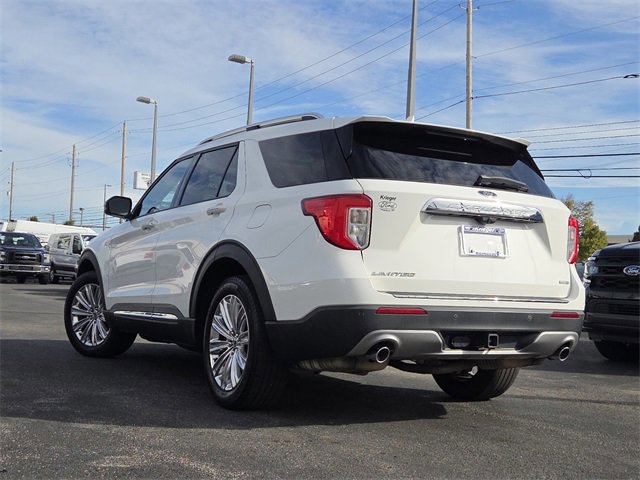 Certified 2020 Ford Explorer Limited w/ Class III Trailer Tow Package image 3