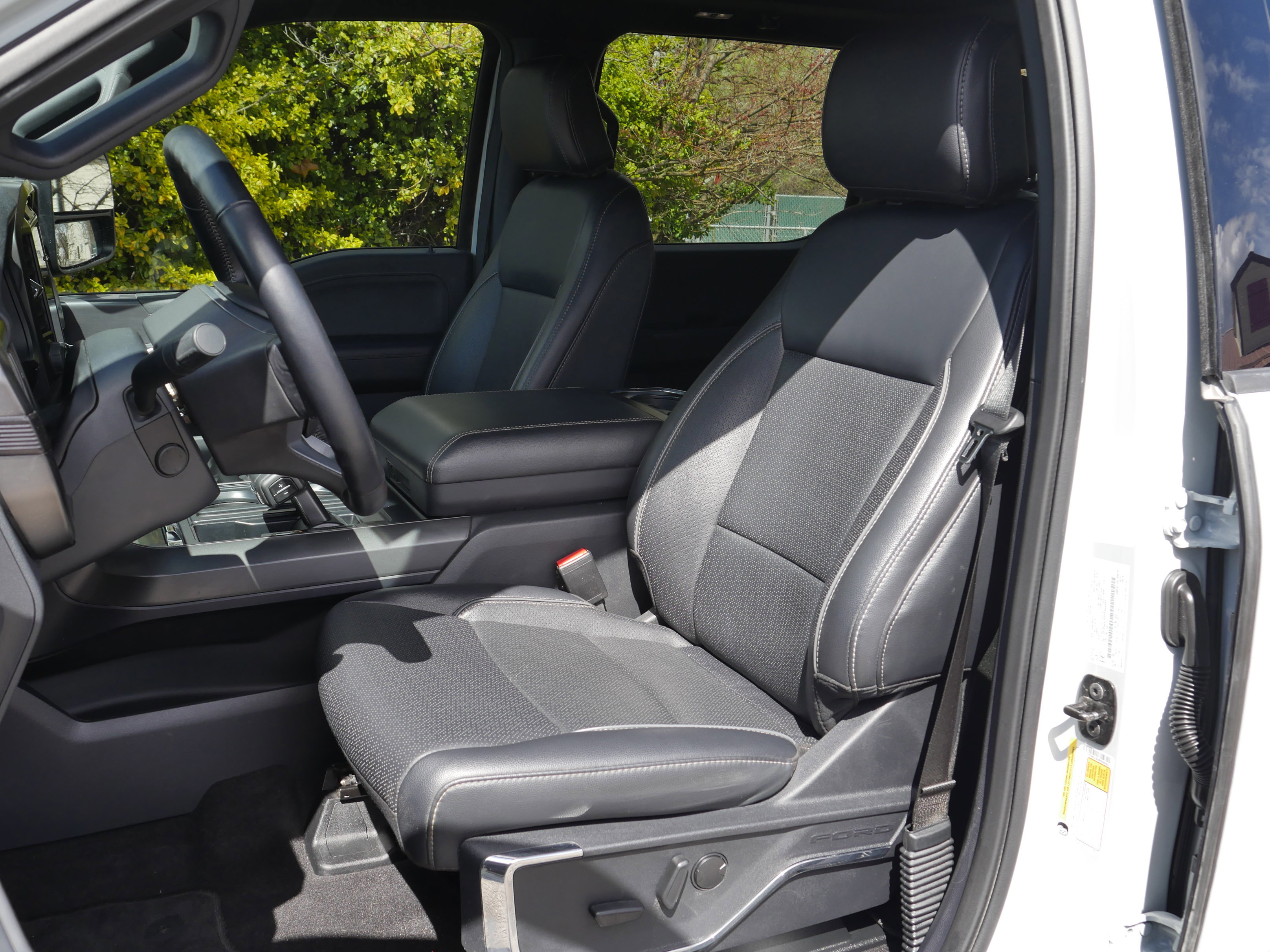 Certified 2024 Ford F150 Lariat w/ Tow/Haul Package image 38