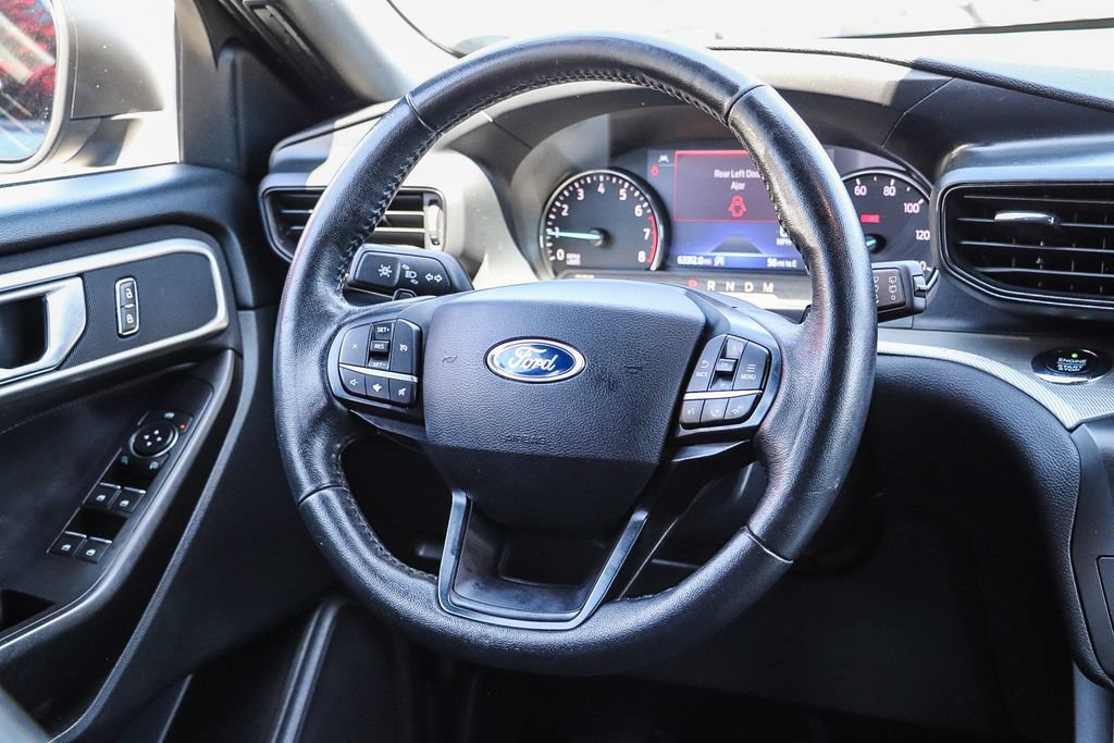 Certified 2020 Ford Explorer XLT RWD image 20