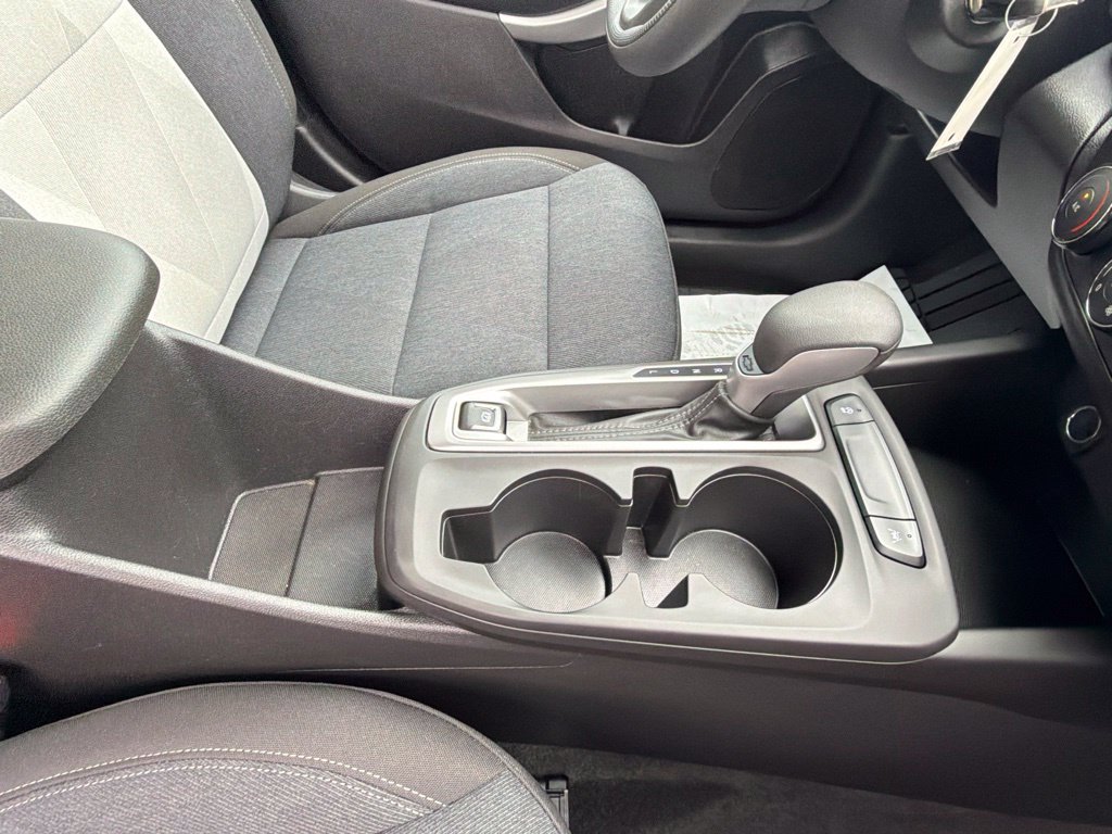 Used 2024 Chevrolet Trax LS FWD image 44