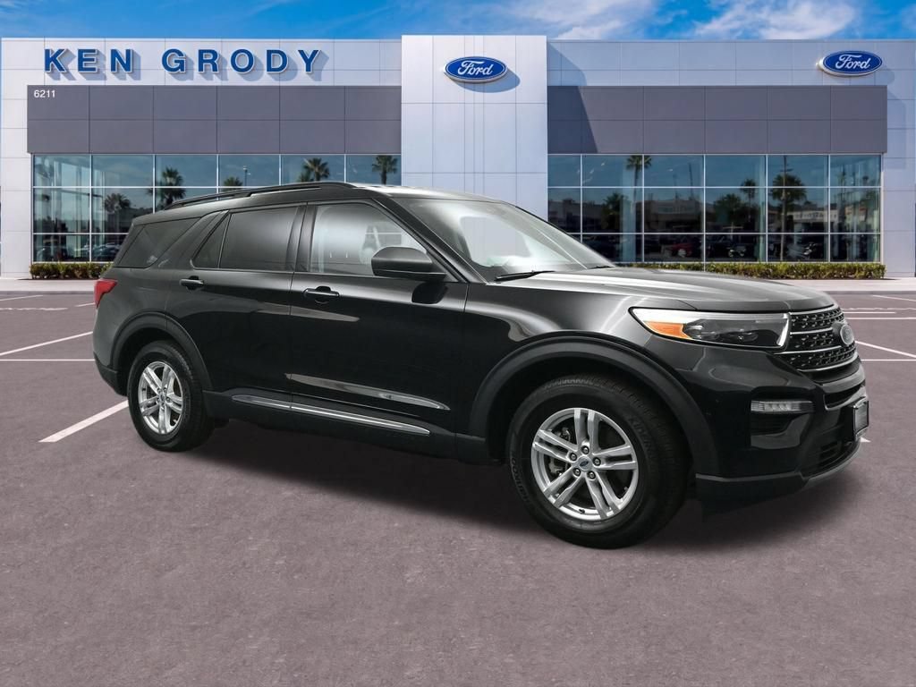 Certified 2023 Ford Explorer XLT w/ Equipment Group 202A RWD image 1