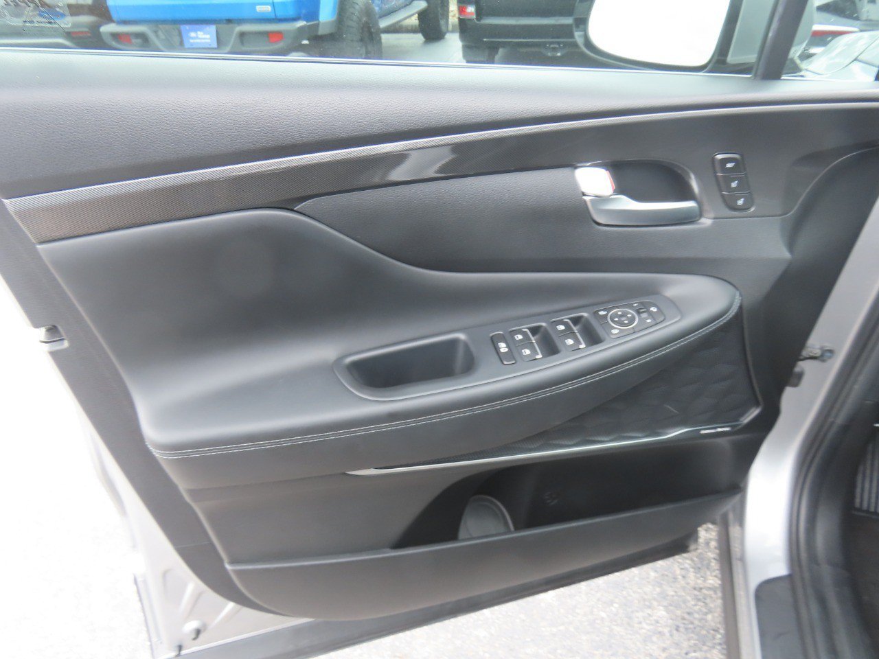 Used 2023 Hyundai Santa Fe Limited FWD image 23