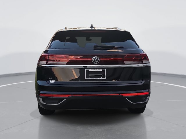 Used 2026 Volkswagen Atlas Cross Sport SE FWD image 4
