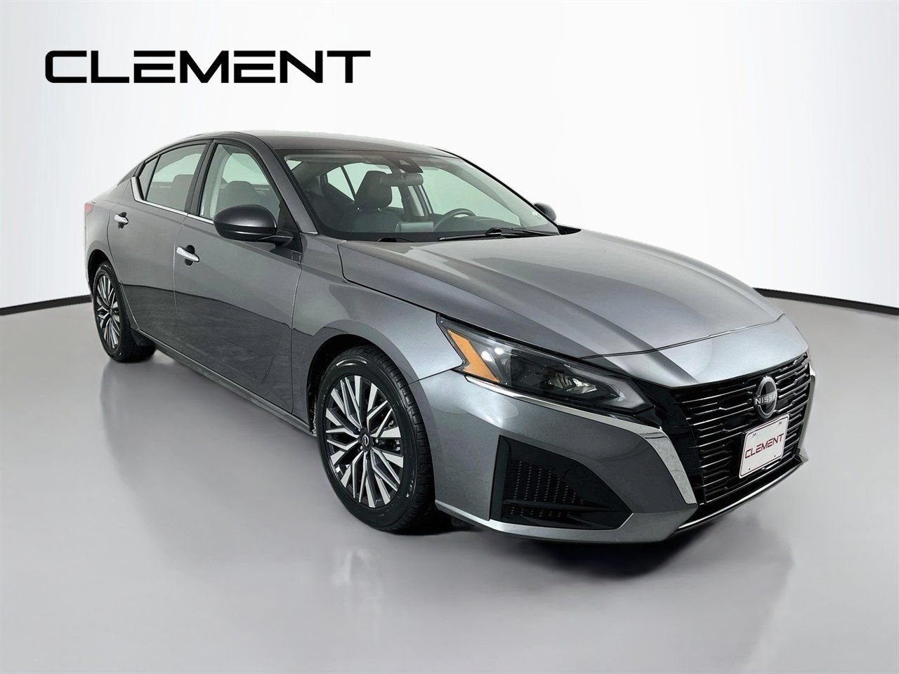 Used 2025 Nissan Altima 2.5 SV FWD image 5