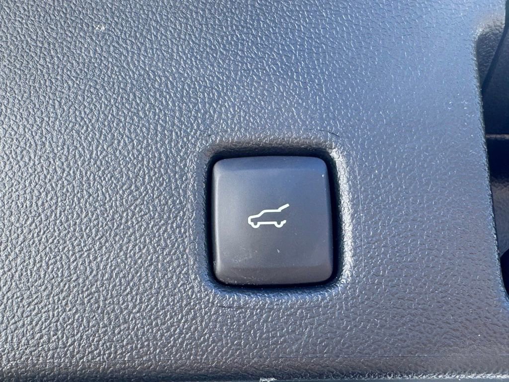 Certified 2023 Ford Escape Active AWD/4WD image 36