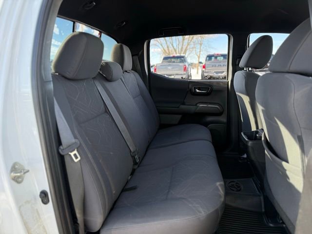 Used 2019 Toyota Tacoma TRD Off-Road w/ Technology Package image 15