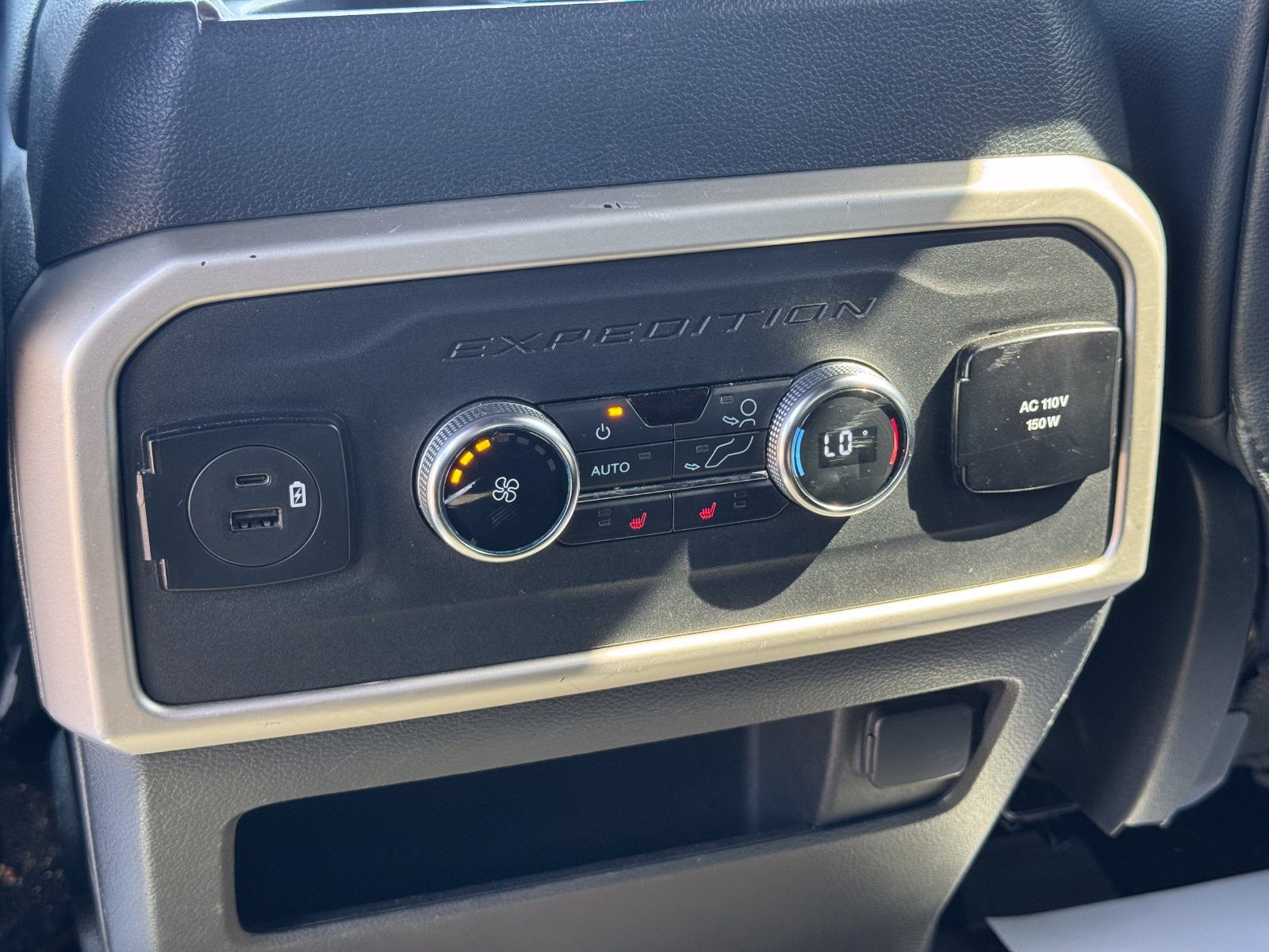 Certified 2022 Ford Expedition Max Limited AWD/4WD image 16