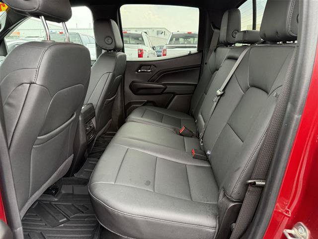 Used 2024 Chevrolet Colorado LT w/ LT Convenience Package III AWD/4WD image 12
