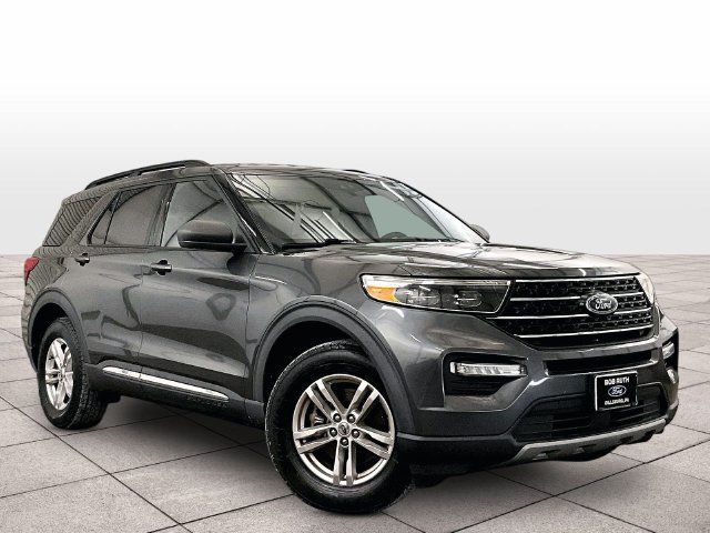 Certified 2020 Ford Explorer XLT w/ Equipment Group 202A AWD/4WD image 2