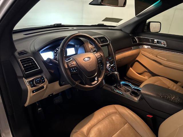 Certified 2017 Ford Explorer Limited w/ Equipment Group 301A image 7