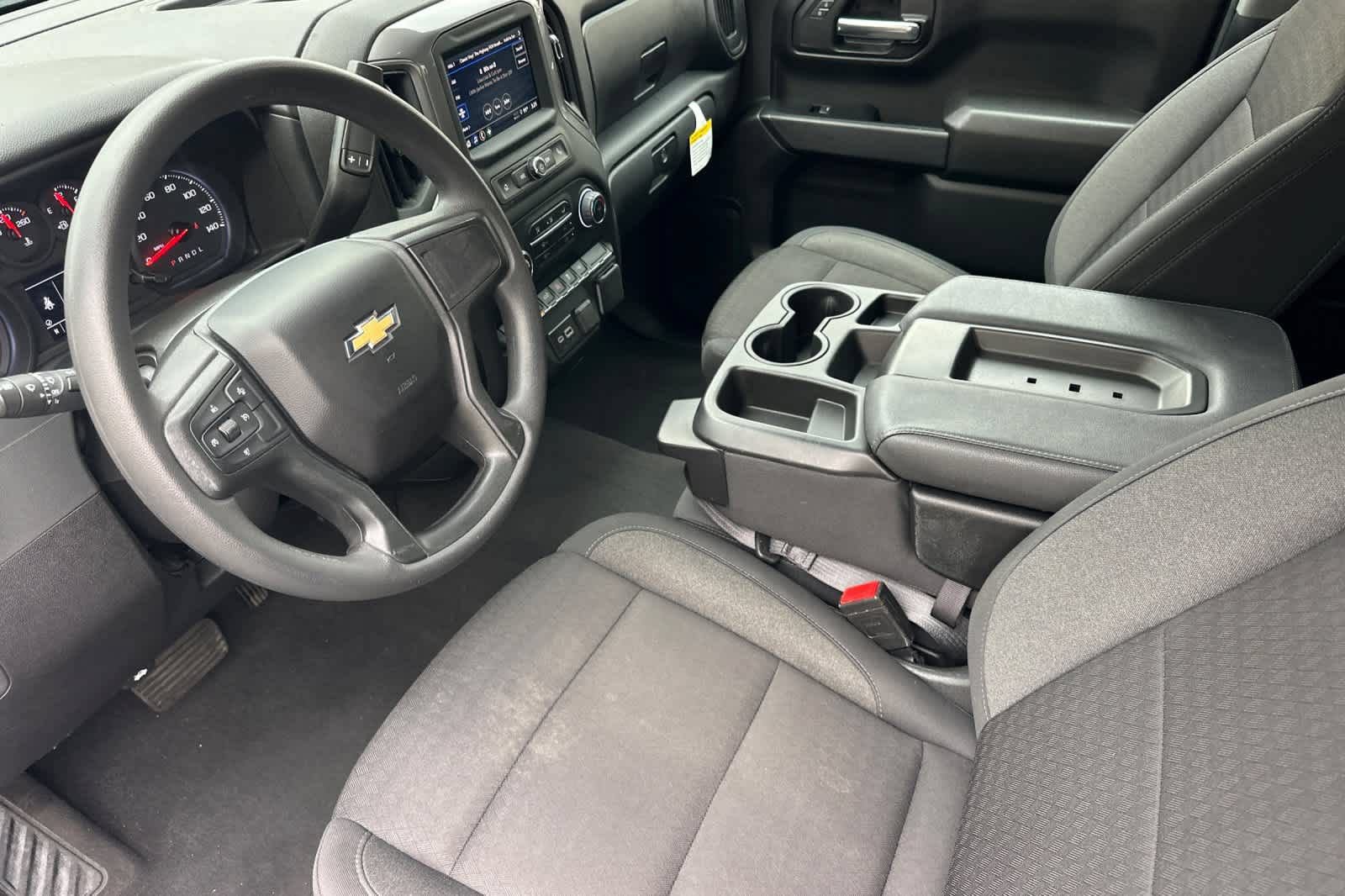 Used 2025 Chevrolet Silverado 1500 Custom w/ Turbomax Blackout Package RWD image 12