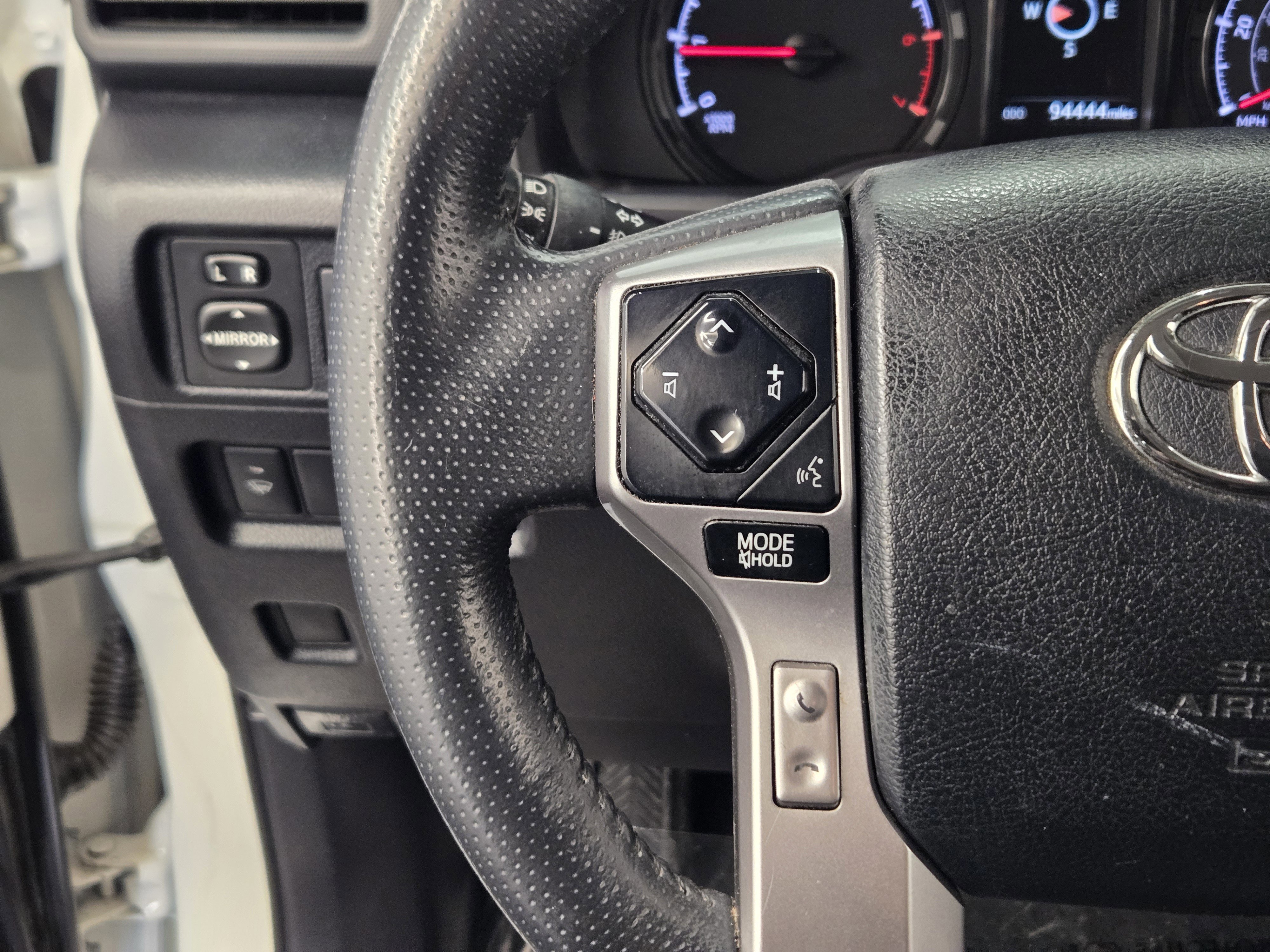 Used 2021 Toyota 4Runner SR5 Premium image 25