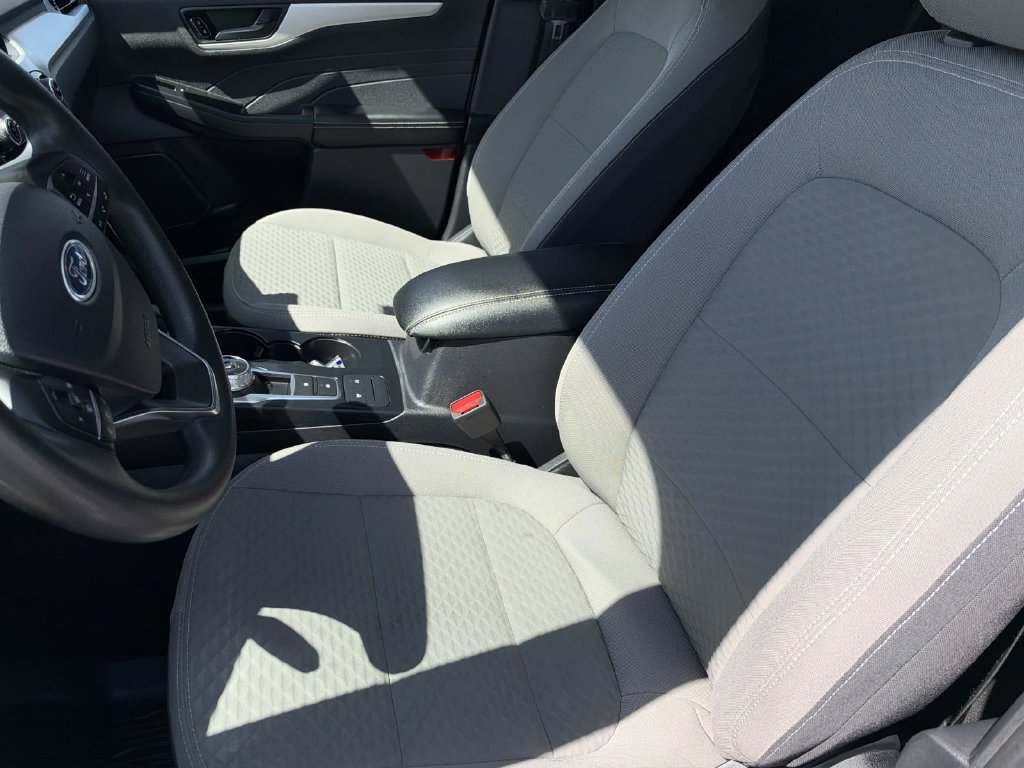 Certified 2022 Ford Escape SE FWD image 21