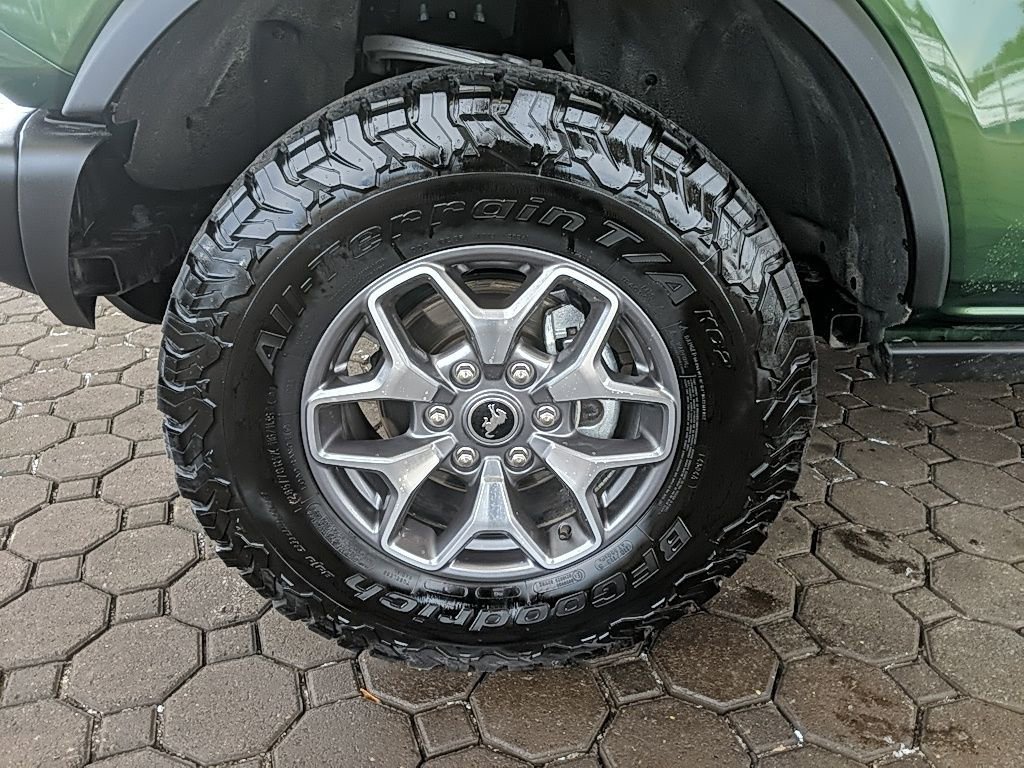 Certified 2025 Ford Bronco Badlands image 9