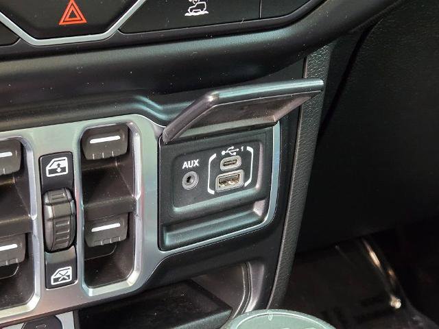 Used 2023 Jeep Gladiator Mojave w/ LED Lighting Group image 31
