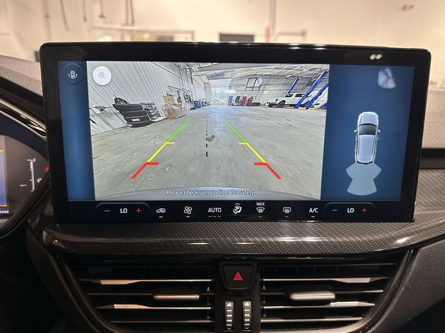 Certified 2025 Ford Escape ST-Line w/ Tech Pack #1 FWD image 29