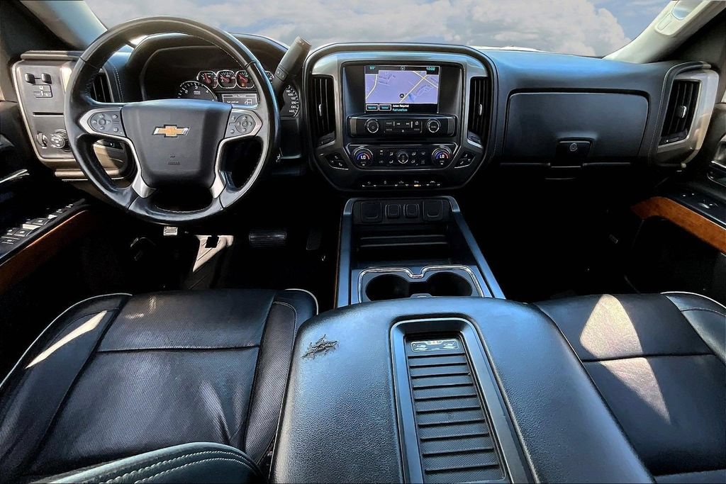 Used 2017 Chevrolet Silverado 1500 High Country RWD image 10