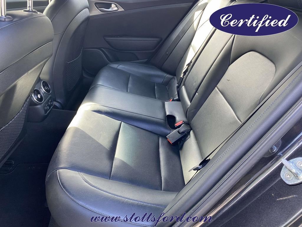 Used 2019 Kia Stinger GT RWD image 11