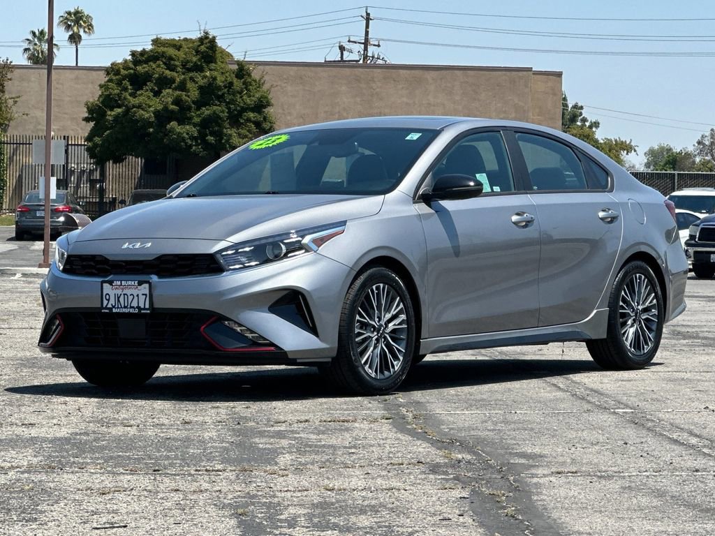 Used 2023 Kia Forte GT-Line w/ GT-Line Premium Package FWD image 7