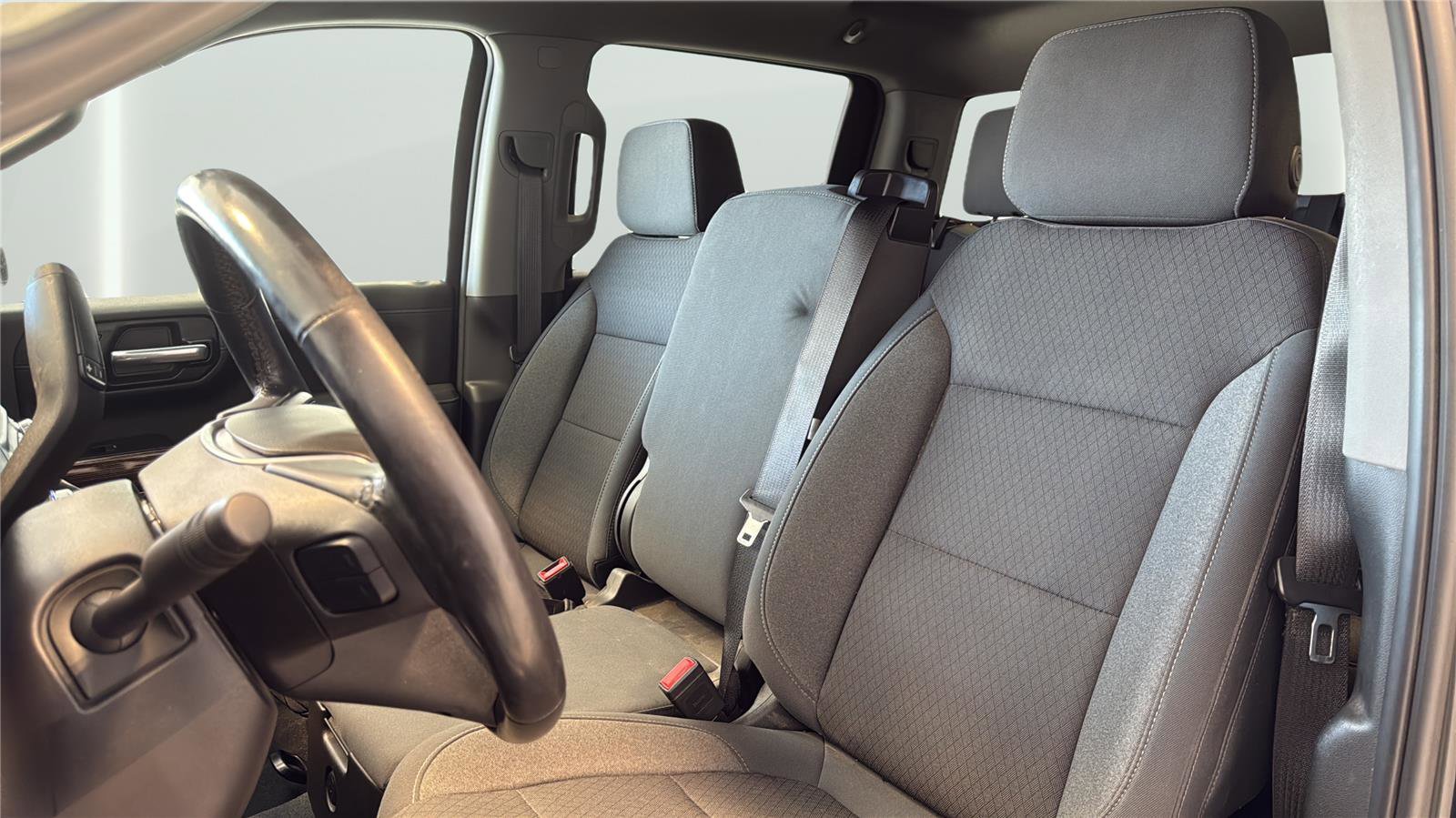 Used 2020 GMC Sierra 1500 SLE w/ SLE Value Package image 24