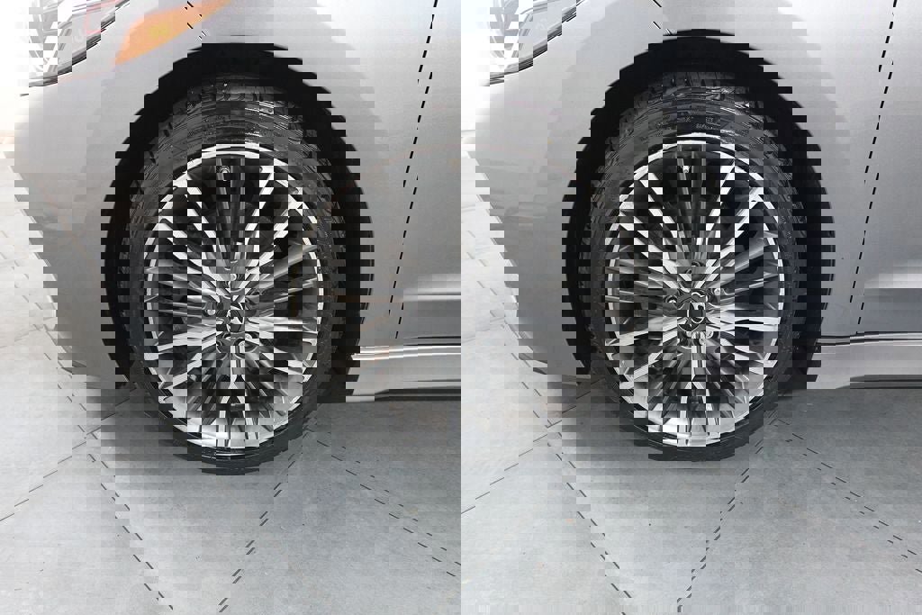 Used 2018 Hyundai Elantra Sport image 28