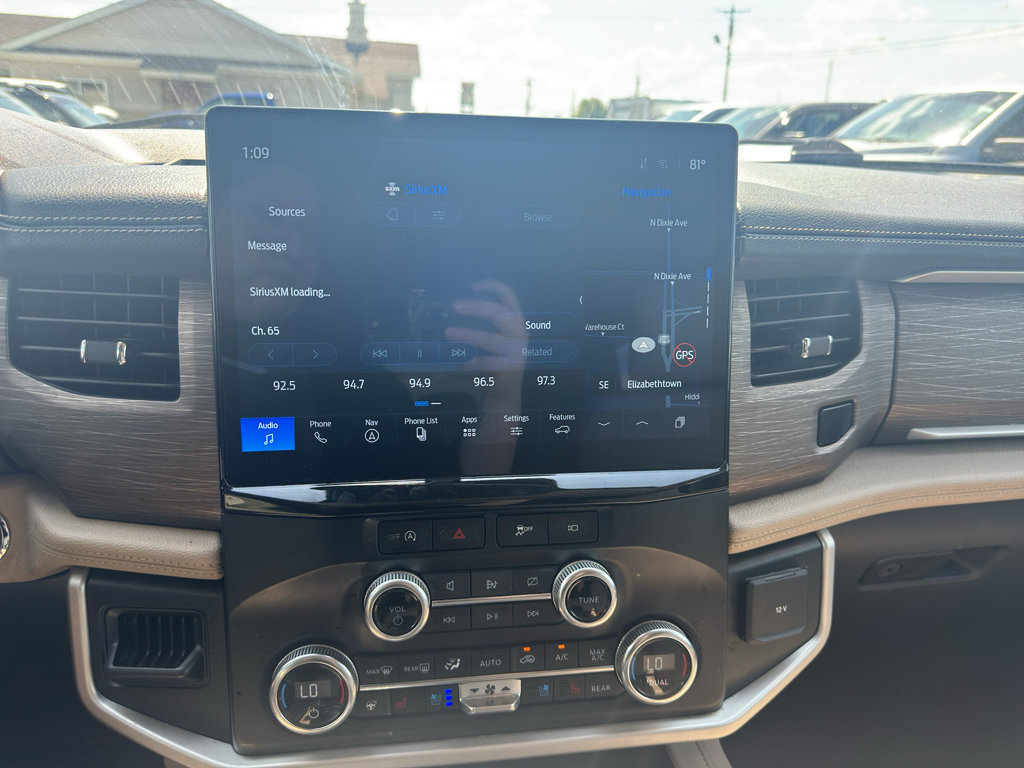 Certified 2024 Ford Expedition Limited AWD/4WD image 9