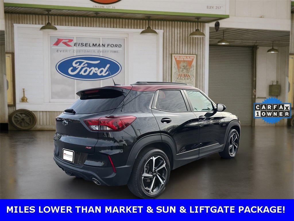 Used 2022 Chevrolet TrailBlazer RS w/ Sun and Liftgate Package image 4
