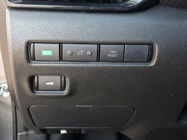 Used 2024 Nissan Sentra SV image 24