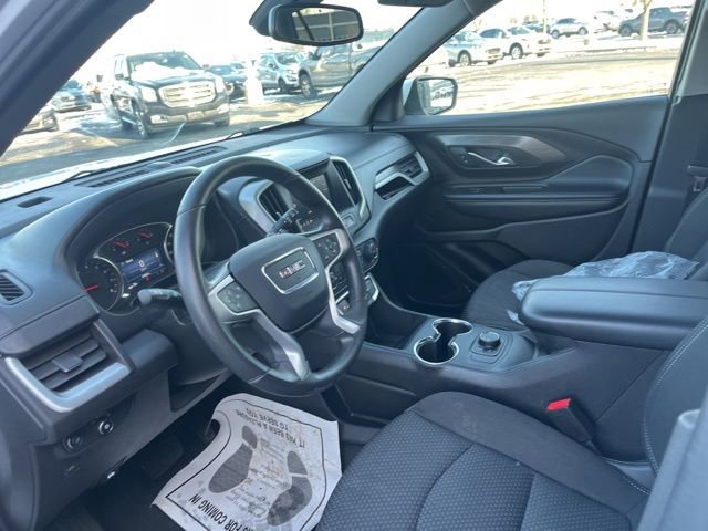 Used 2024 GMC Terrain SLE image 18