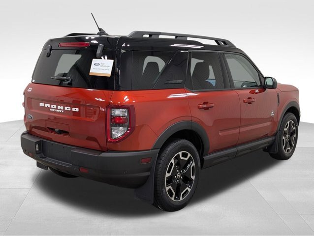 Certified 2024 Ford Bronco Sport Outer Banks w/ Tech Package AWD/4WD image 21