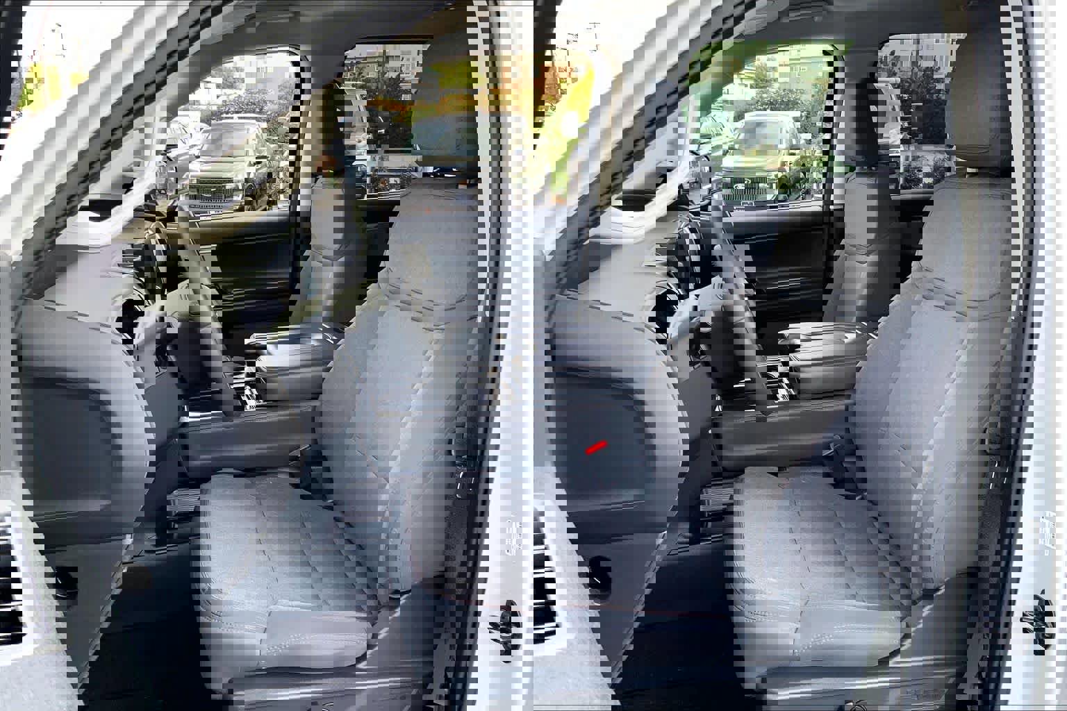 Certified 2025 Ford Expedition Max Active image 10