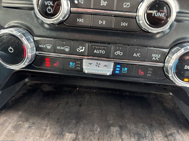 Certified 2023 Ford F150 Lariat w/ Equipment Group 502A High image 29