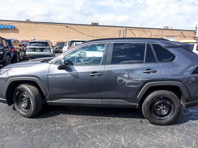 Used 2020 Toyota RAV4 LE w/ All Weather Liner Package AWD/4WD image 5