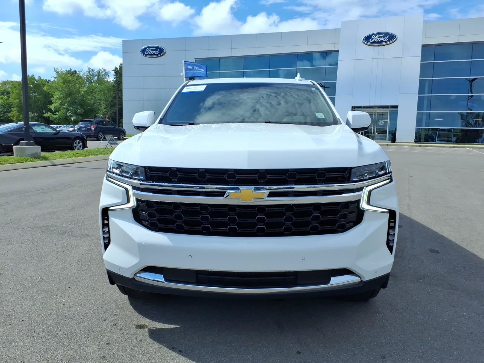 Used 2024 Chevrolet Tahoe LS w/ Driver Alert Package AWD/4WD image 8