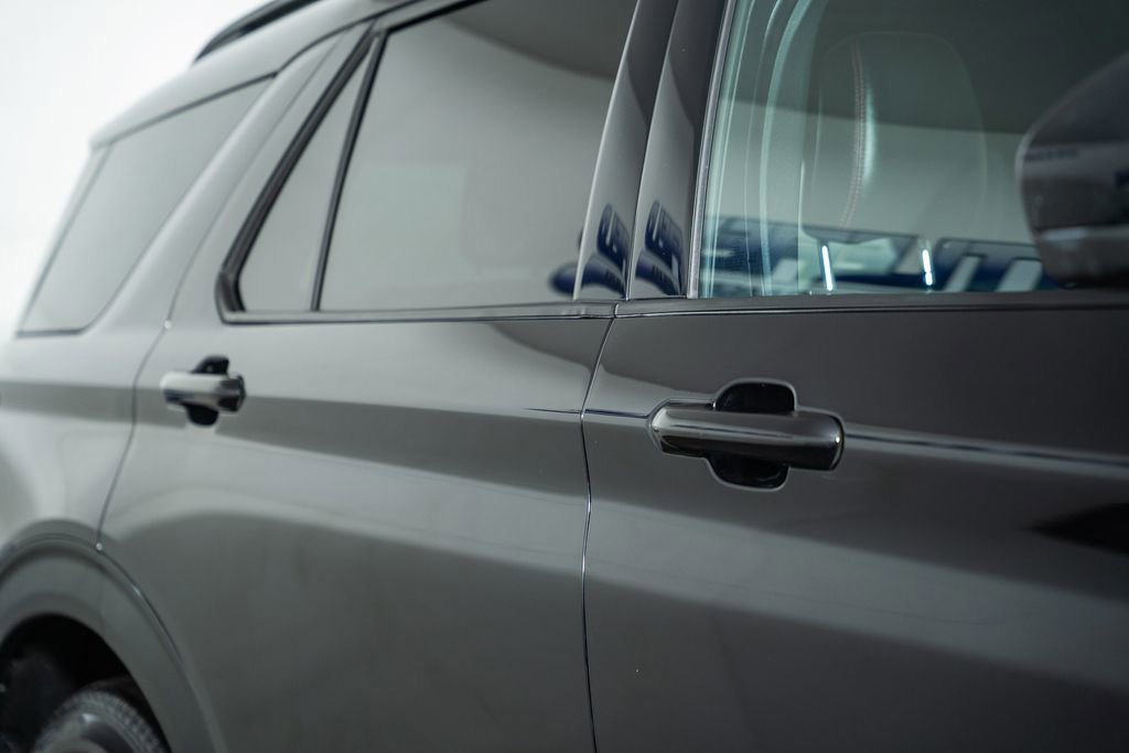 Certified 2022 Ford Explorer ST-Line w/ Class IV Trailer Tow Package image 19