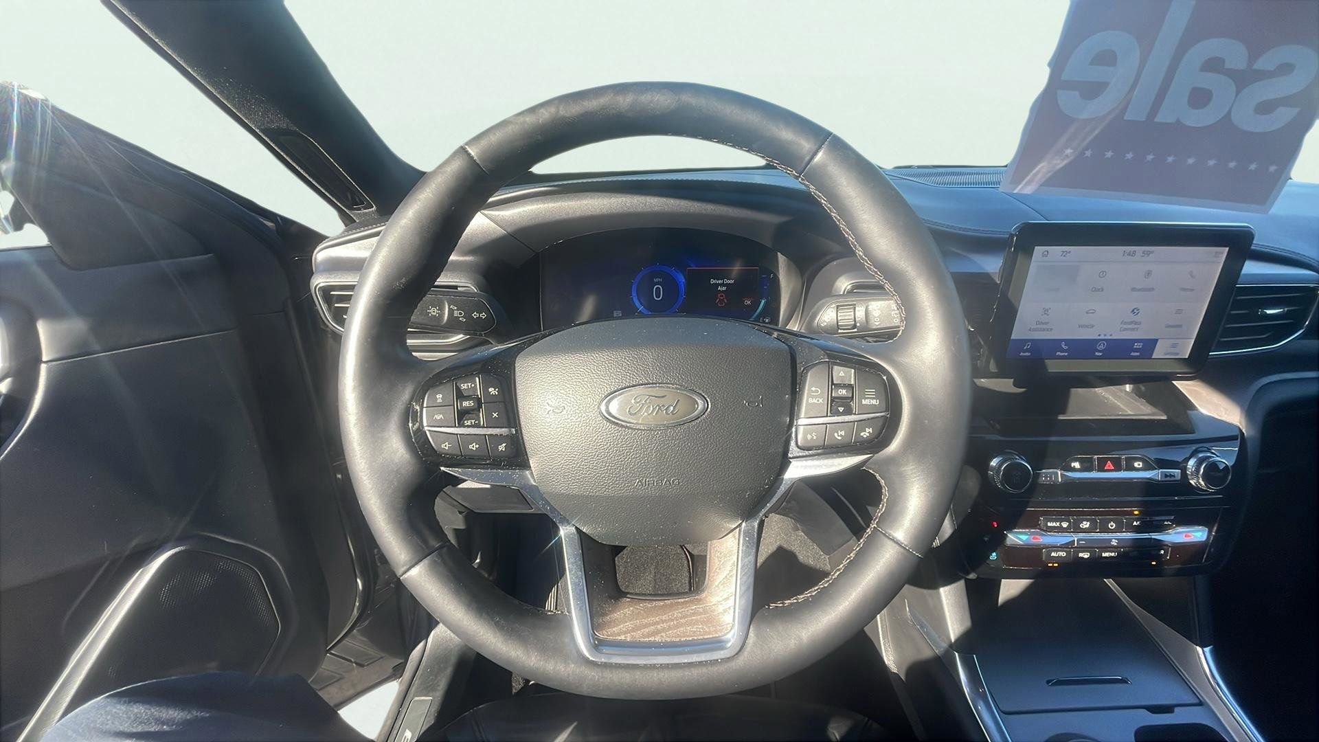 Certified 2023 Ford Explorer Platinum w/ Class IV Trailer Tow Package image 14