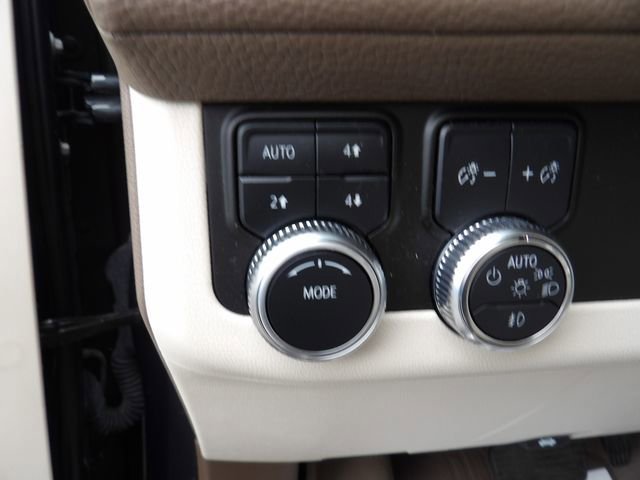 Used 2021 GMC Yukon Denali image 24