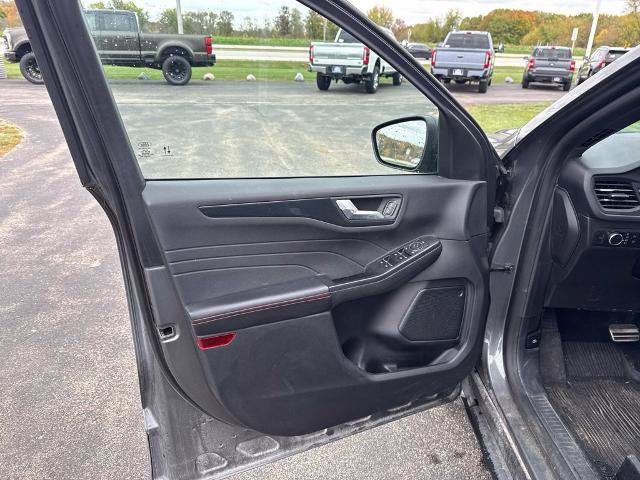 Certified 2024 Ford Escape ST-Line w/ Tech Pack #1 AWD/4WD image 26