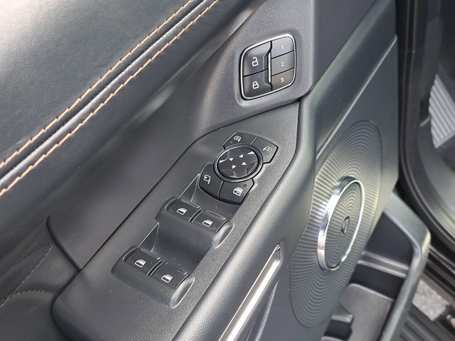 Certified 2022 Ford Expedition Platinum image 25