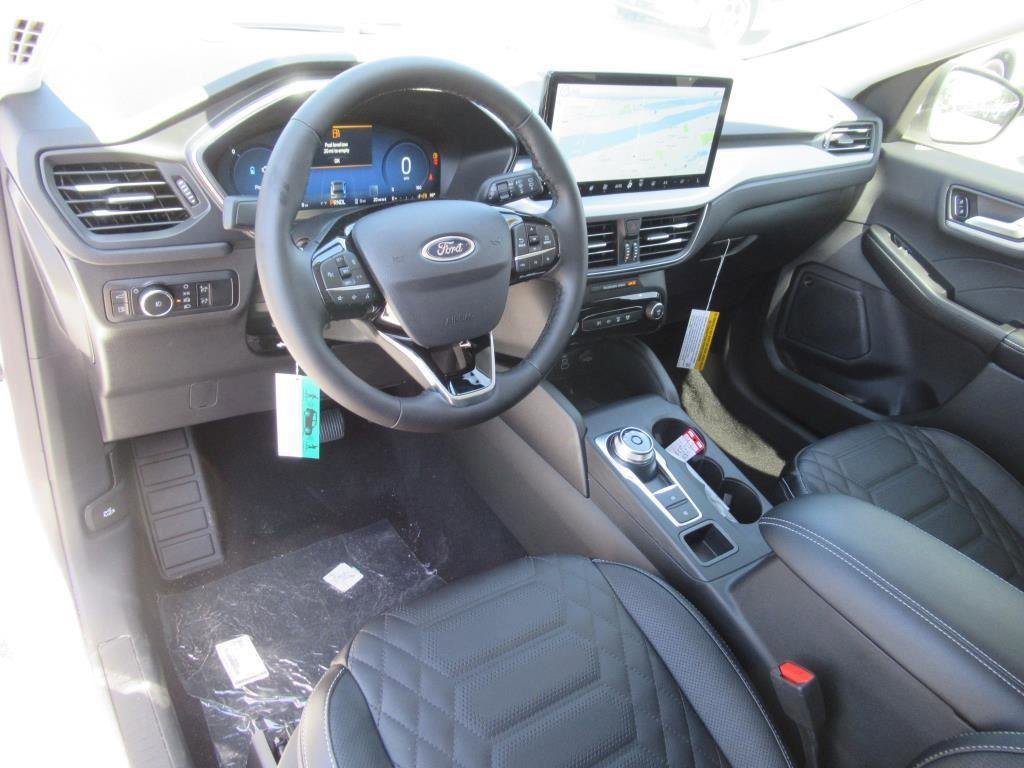 Certified 2024 Ford Escape PHEV w/ PHEV Premium Package image 21