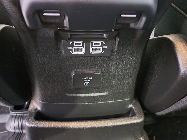 Used 2021 Jeep Wrangler Unlimited Rubicon AWD/4WD image 24