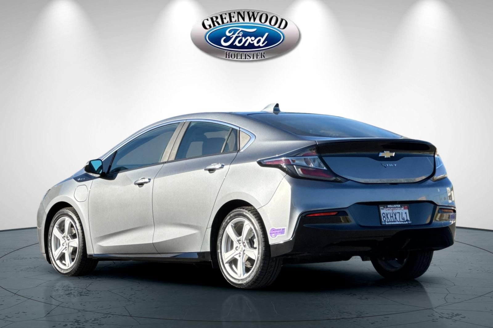 Used 2019 Chevrolet Volt LT w/ Comfort Package image 6