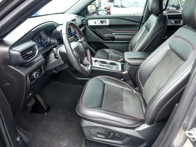 Certified 2023 Ford Explorer ST-Line AWD/4WD image 13