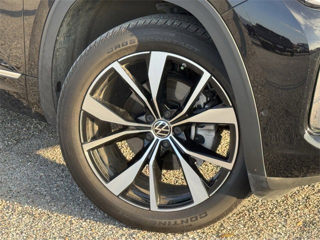 Used 2025 Volkswagen Atlas SEL Premium R-Line image 36