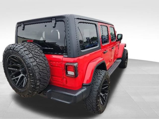 Used 2020 Jeep Wrangler Unlimited Sahara AWD/4WD image 9