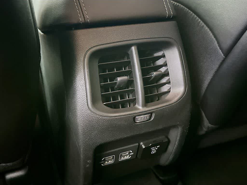 Used 2023 Jeep Cherokee Altitude Lux AWD/4WD image 13