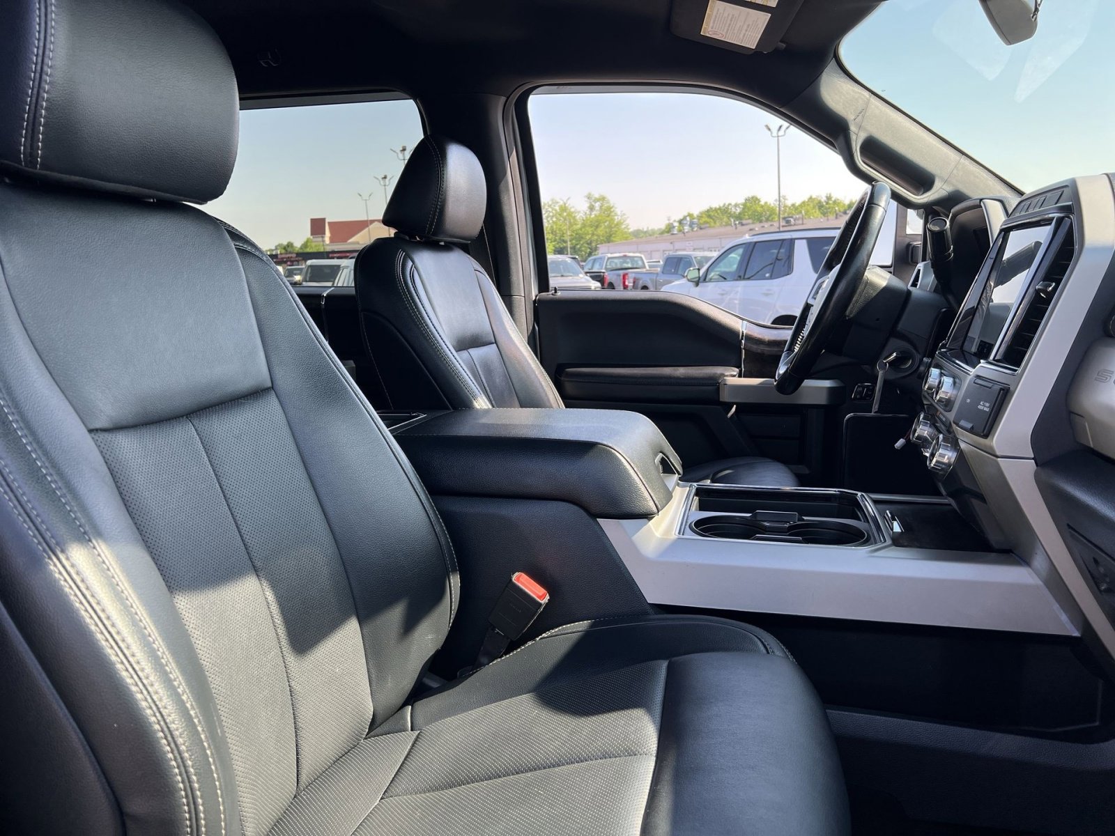 Certified 2022 Ford F250 Lariat w/ Chrome Package AWD/4WD image 34