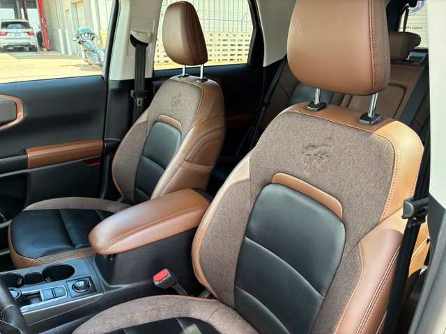 Certified 2025 Ford Bronco Sport Outer Banks w/ Outer Banks Tech Package+ AWD/4WD image 8