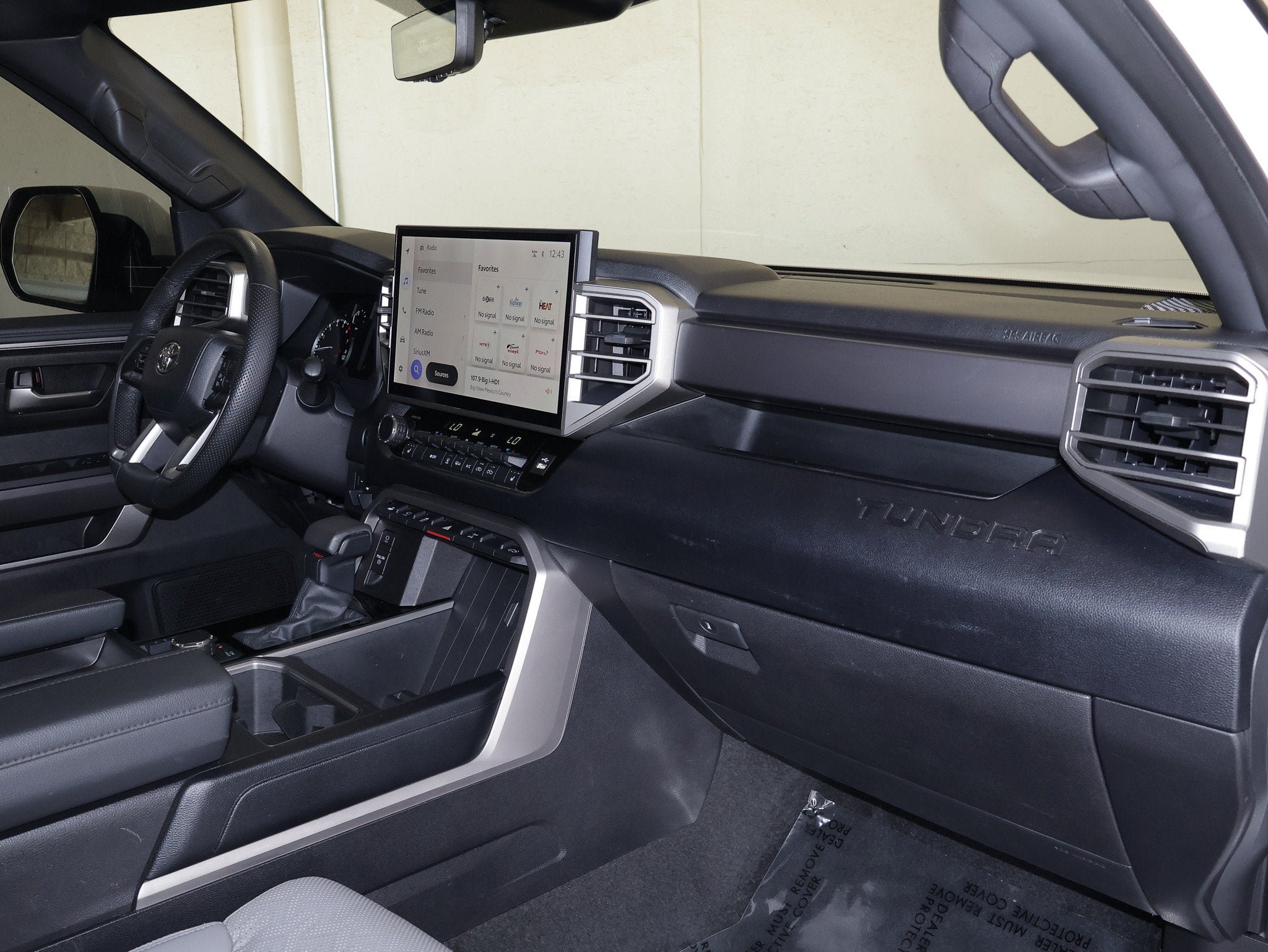 Used 2025 Toyota Tundra SR5 w/ TRD Off-Road Premium Package AWD/4WD image 39